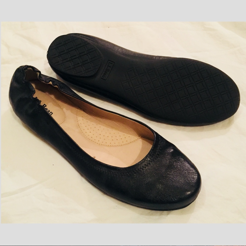 LL Bean Black Leather Flats, size 9B Min Wear!